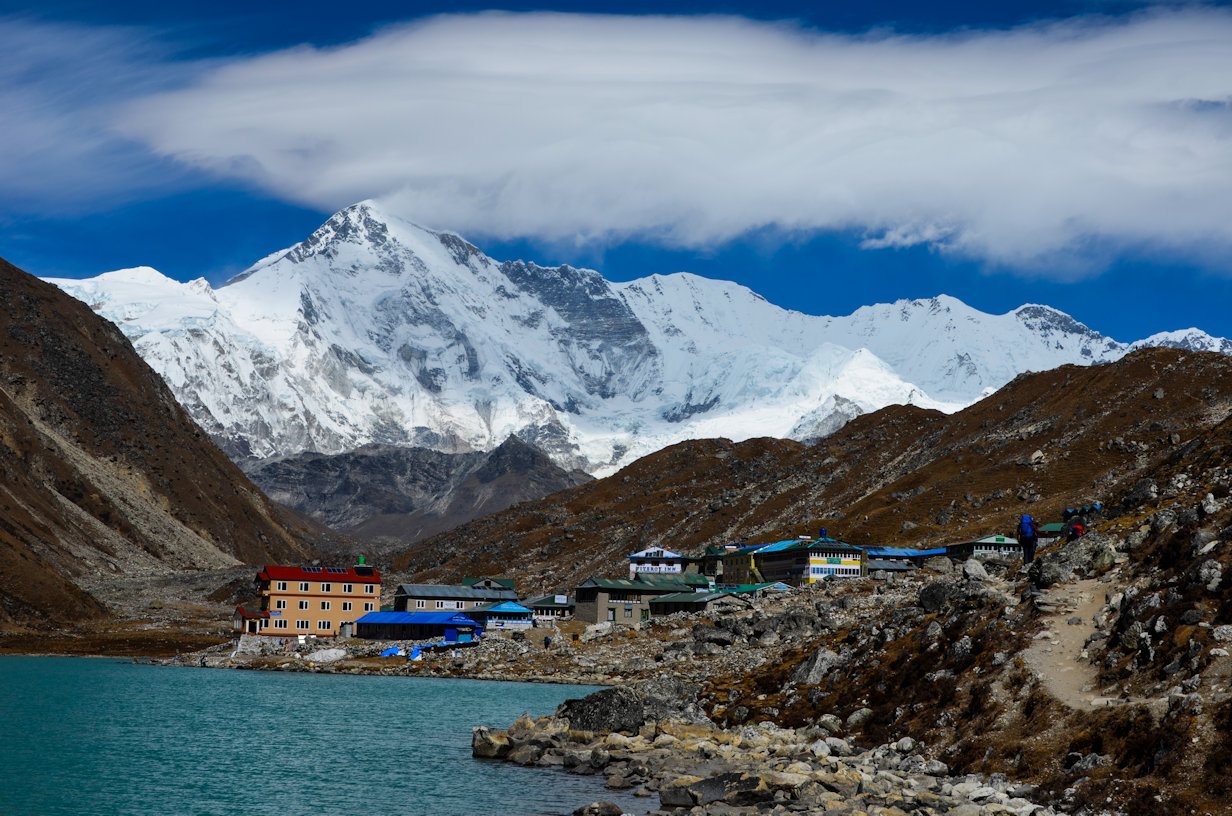 Gokyo and Cho Oyu Gokyo and Cho Oyu