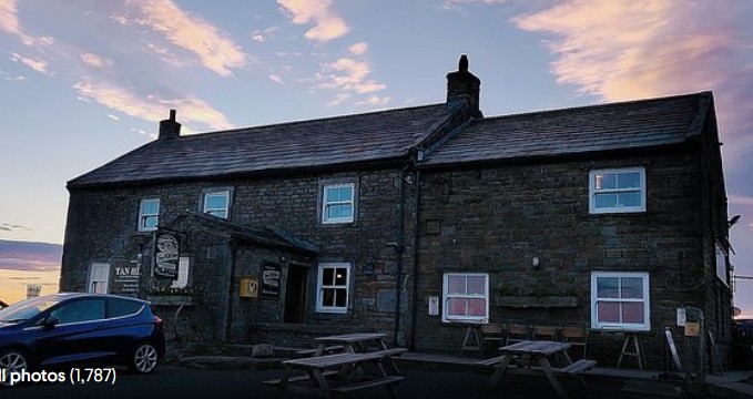 Tan Hill Inn Tan Hill Inn